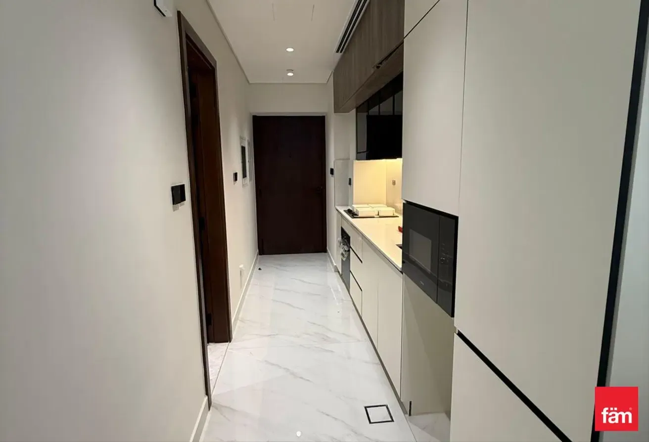 High Floor | Fully Furnished | 12 Cheques | Vacant
