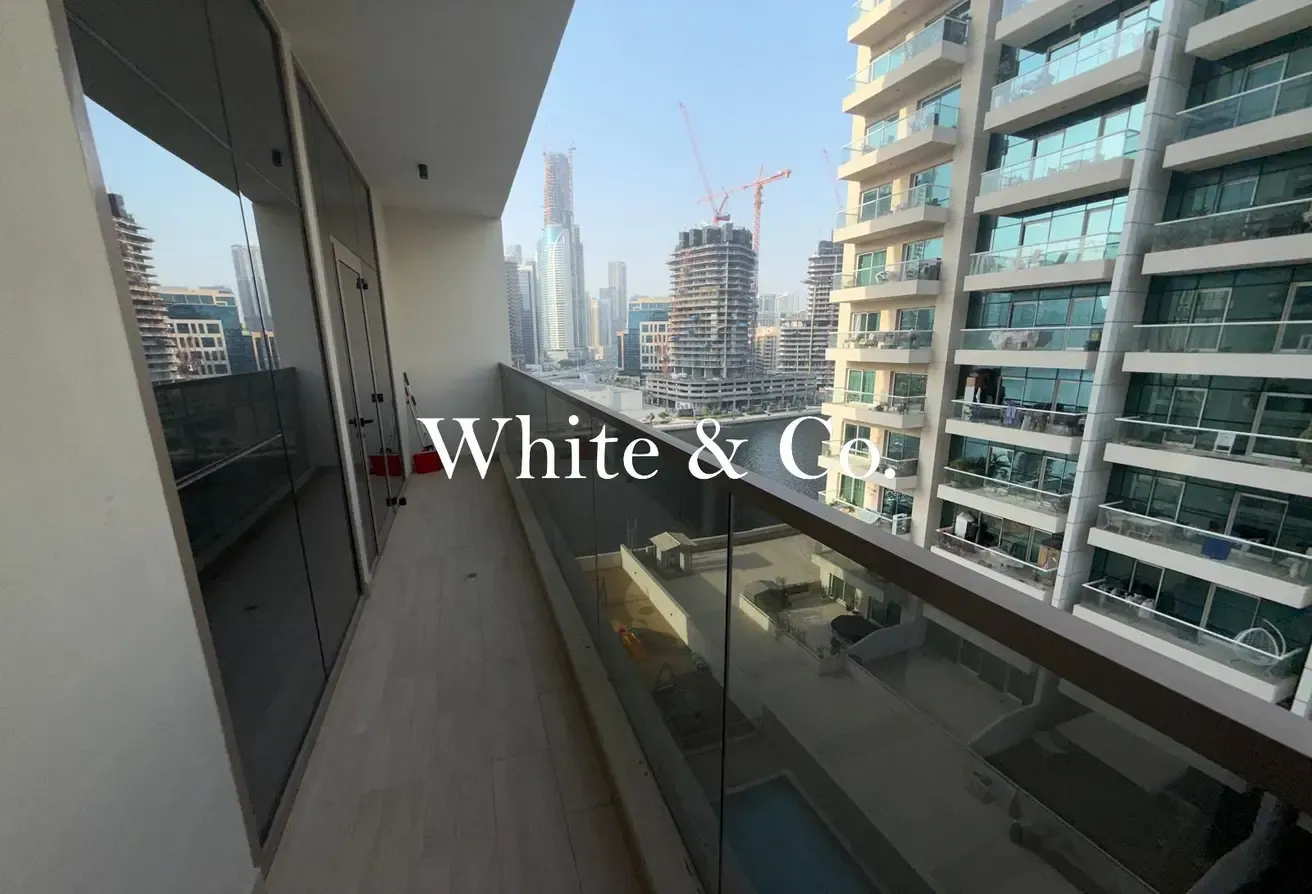 Fully Furnished 2BR | Canal View | Vacant