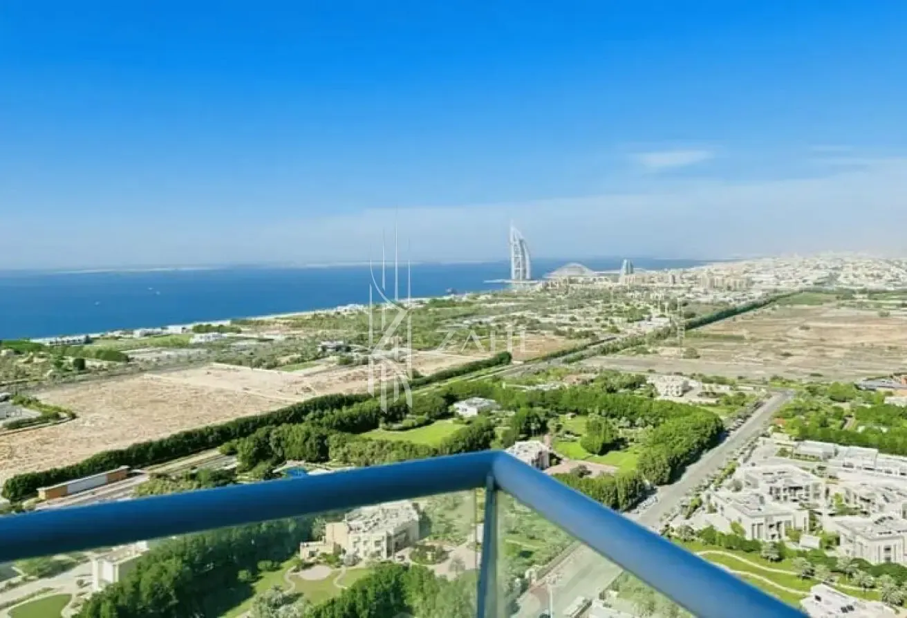 Spacious 2BR | Sea View | Bills Included