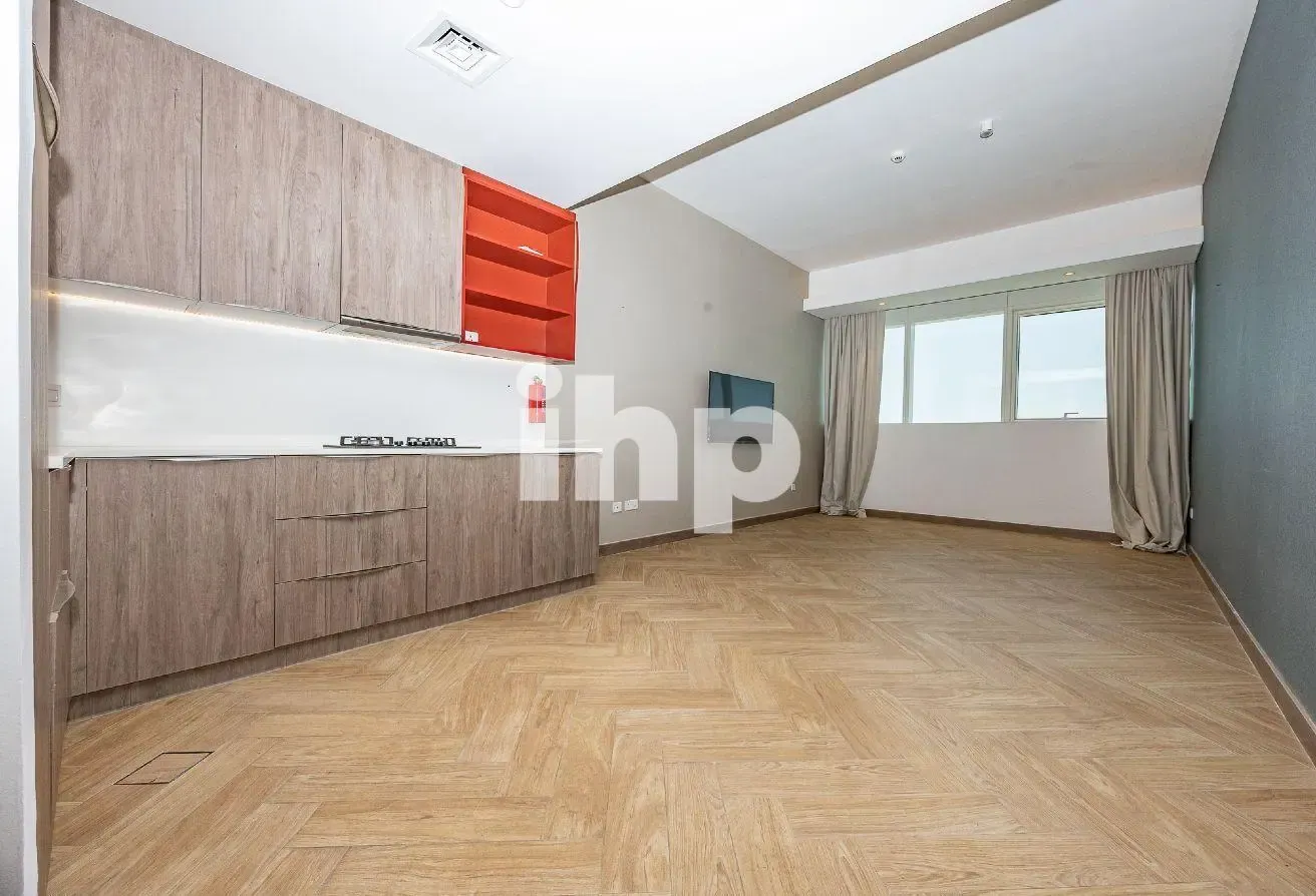 1 month free |Semi-Furnished 2 BR| Pool & Sea View