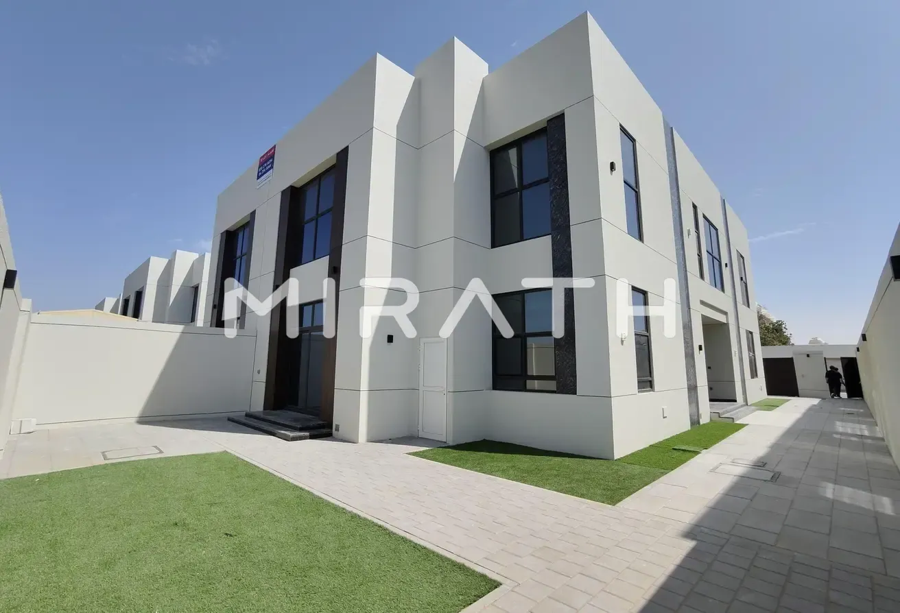 4 Bedroom Villa | Semi-attached | Ready to move