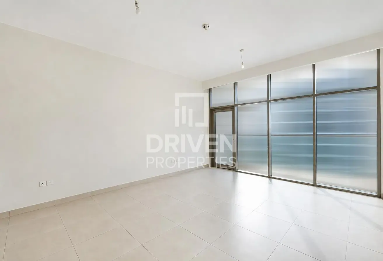 Spacious | Boulevard View | Unique Layout
