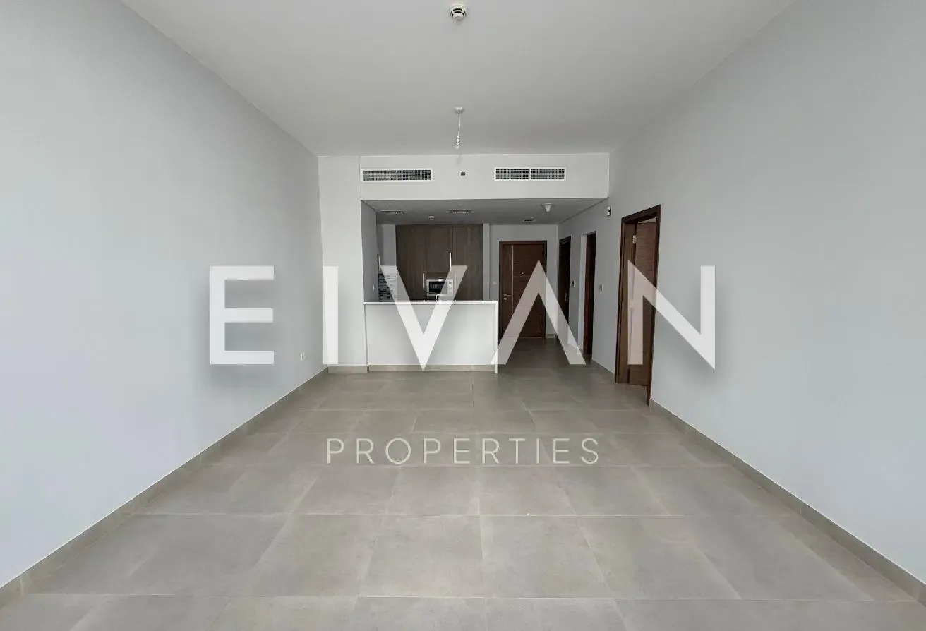 Modern 1BR | Balcony & Pool Access | Family Friend