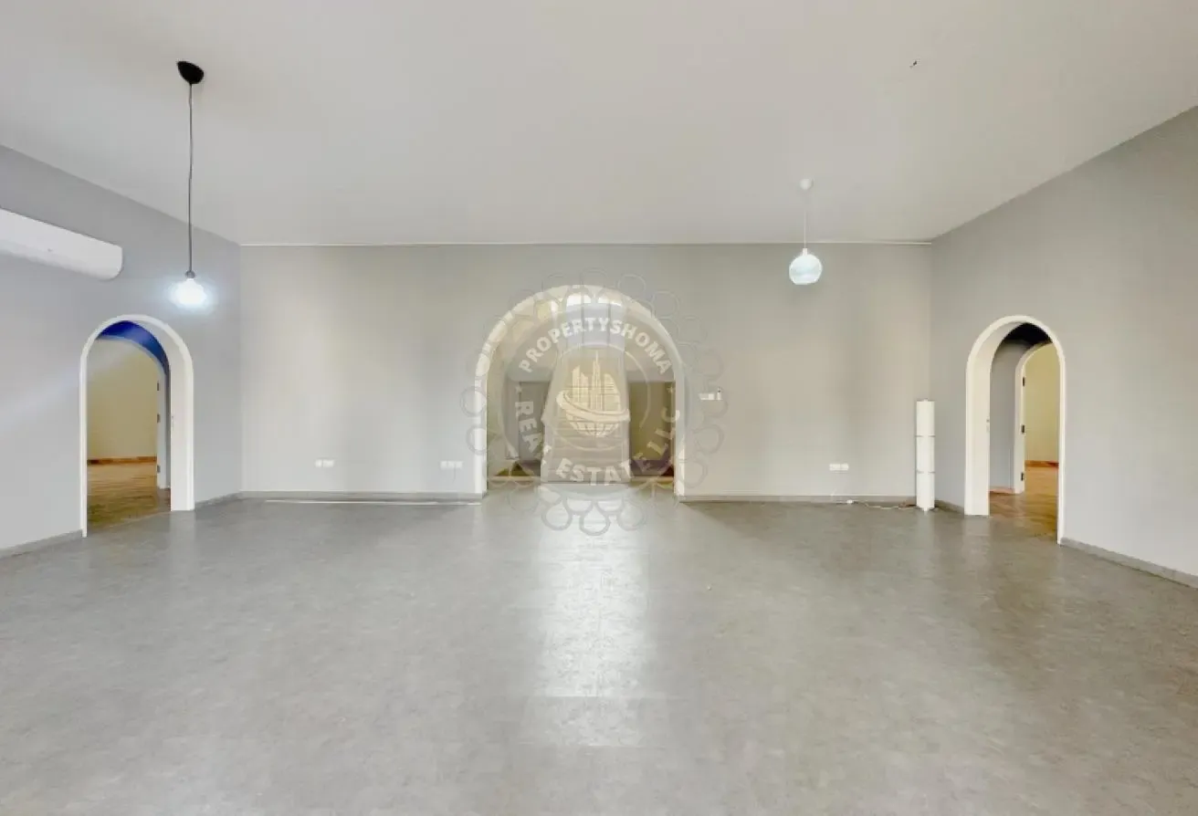 Spacious Villa | Residential | Vacant