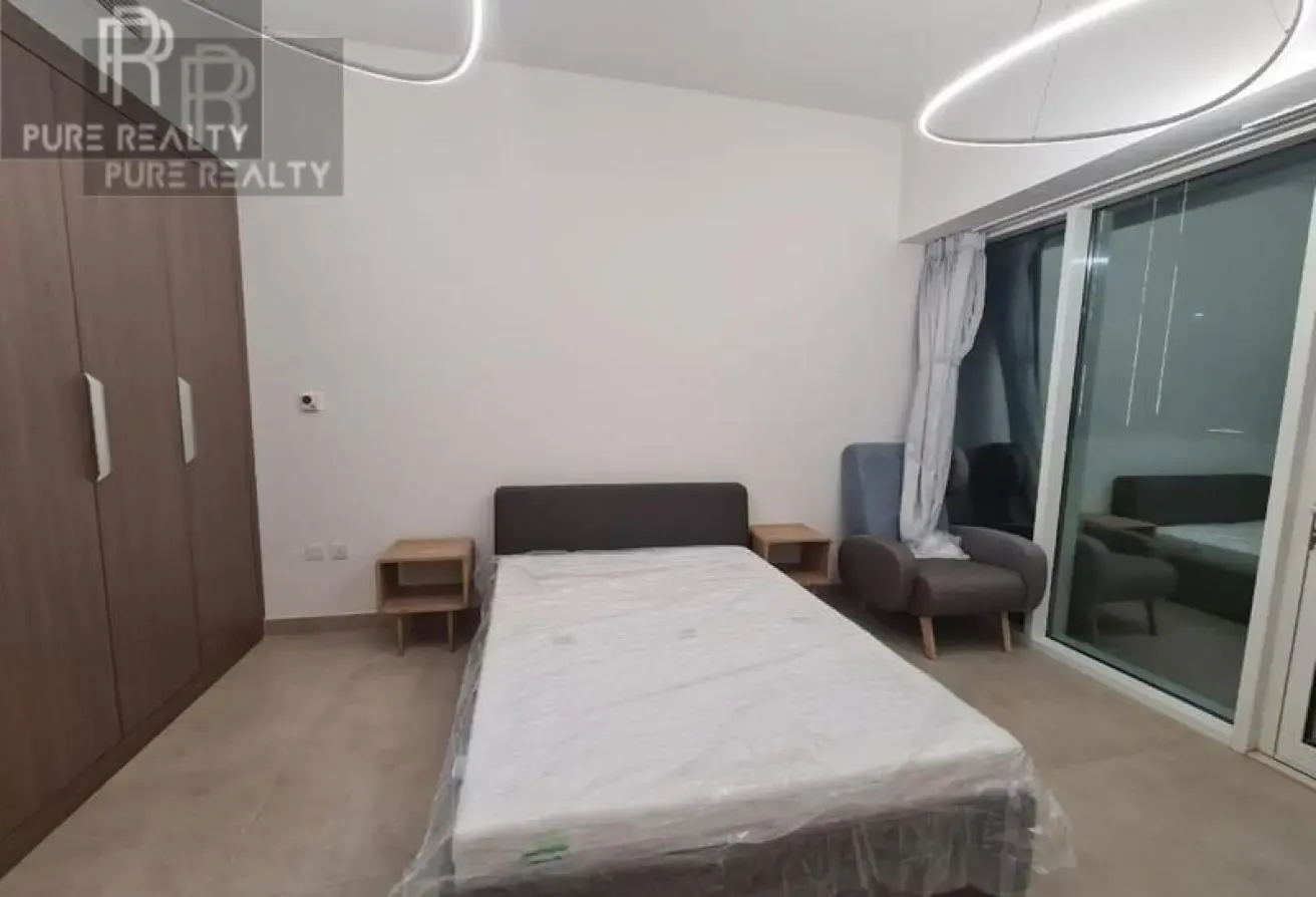 Fully Furnished | Near Metro | Big Layout