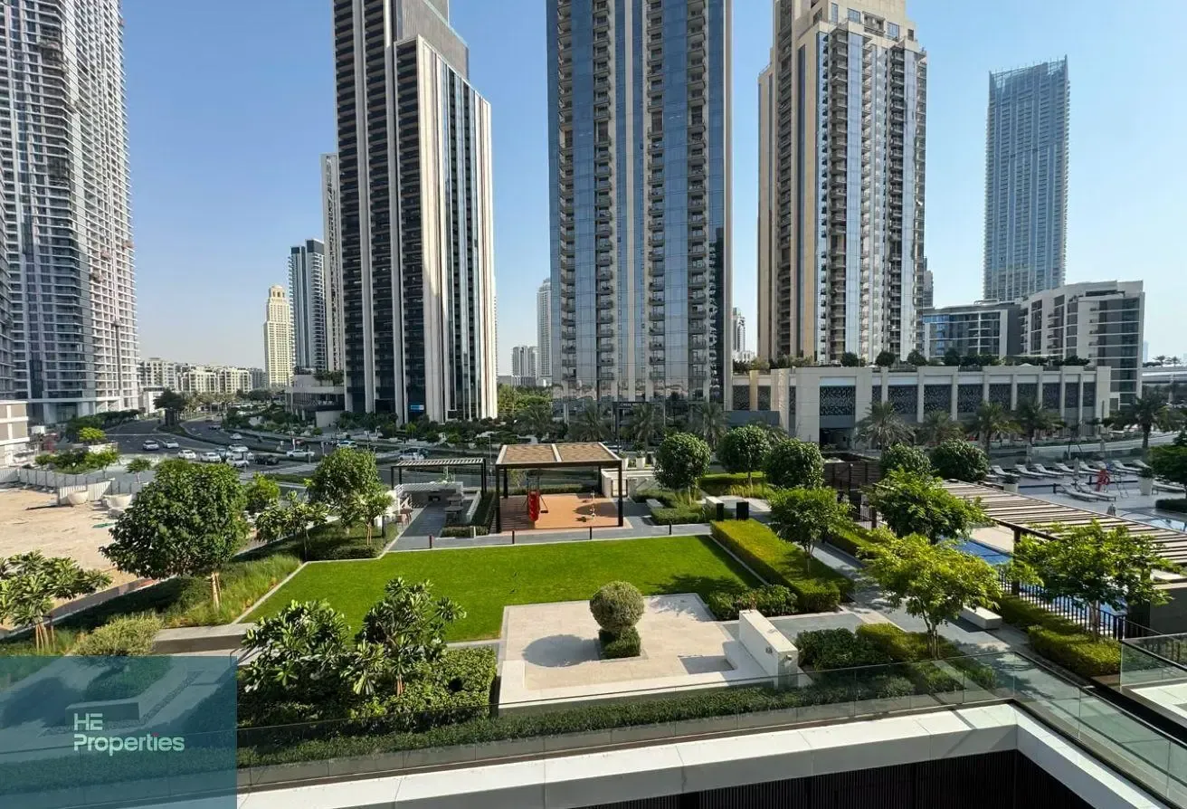ELEGANT 1 BR | SPACIOUS | VACANT | UNFURNISHED