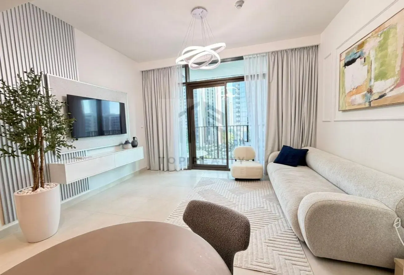 Fully Furnished | Upgraded | Vacant |