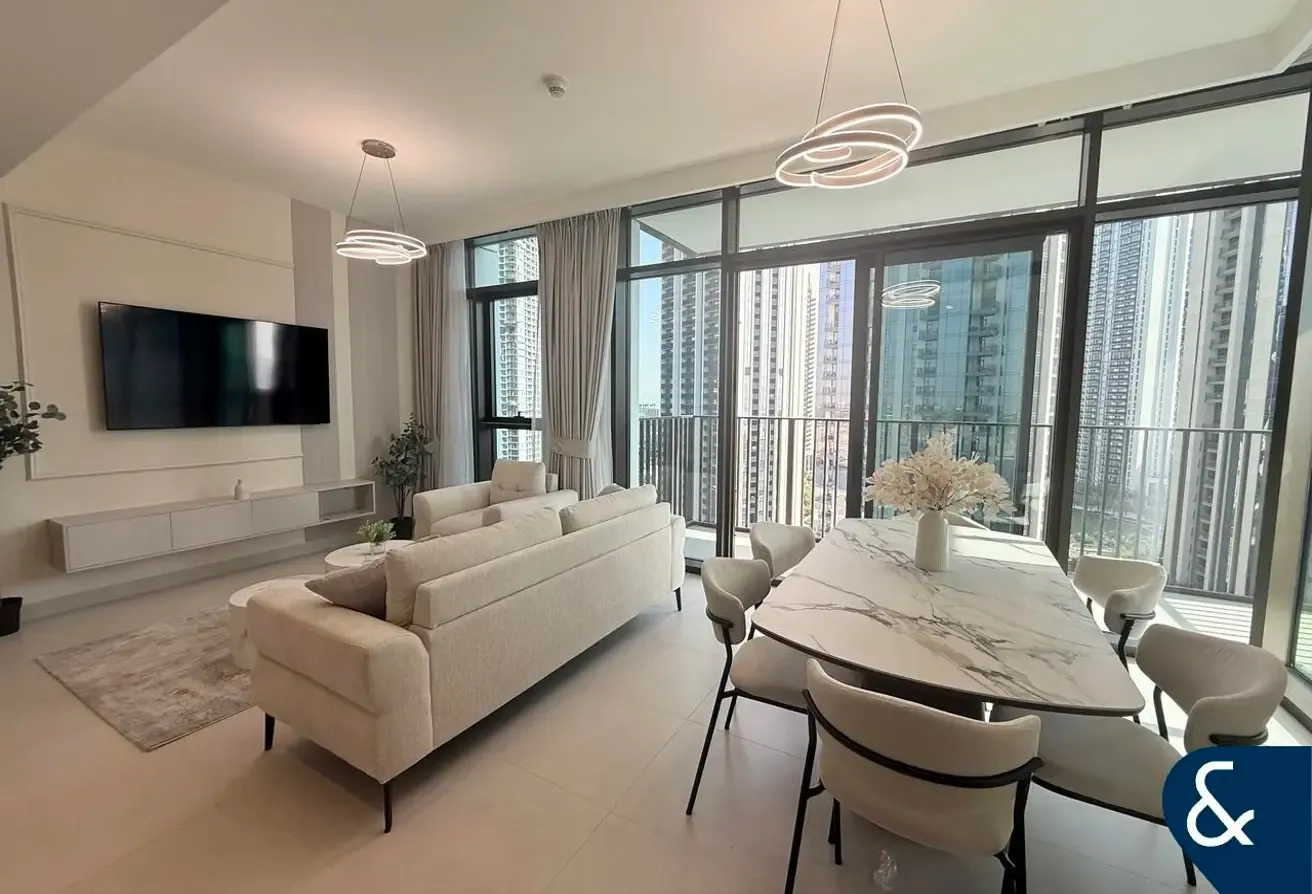 2 Bedrooms | Luxury Furniture | Corner Unit