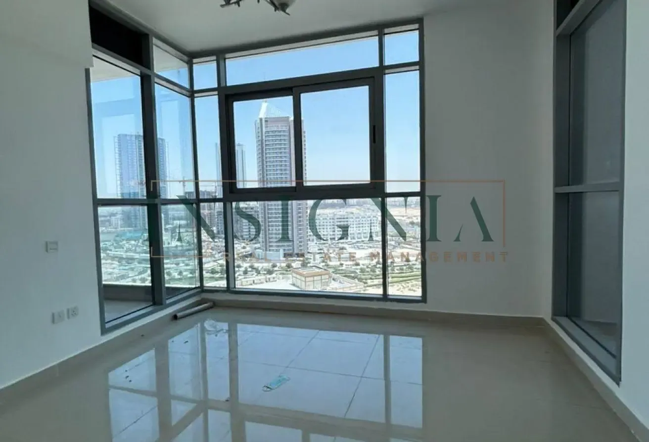 Unfurnished Well Maintained with Balcony