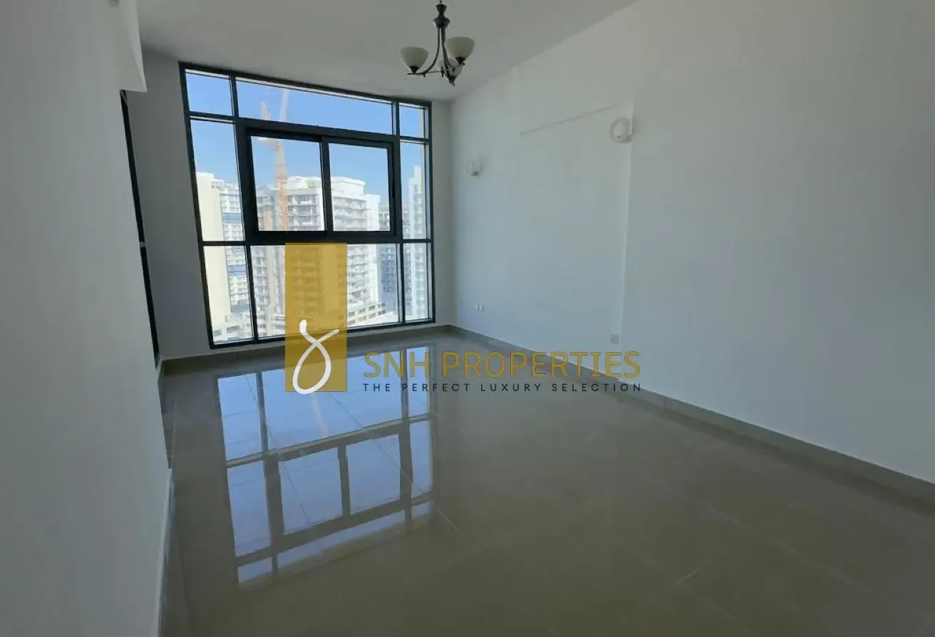 COMMUNITY VIEW | HIGH FLOOR | SPACIOUS LAYOUT