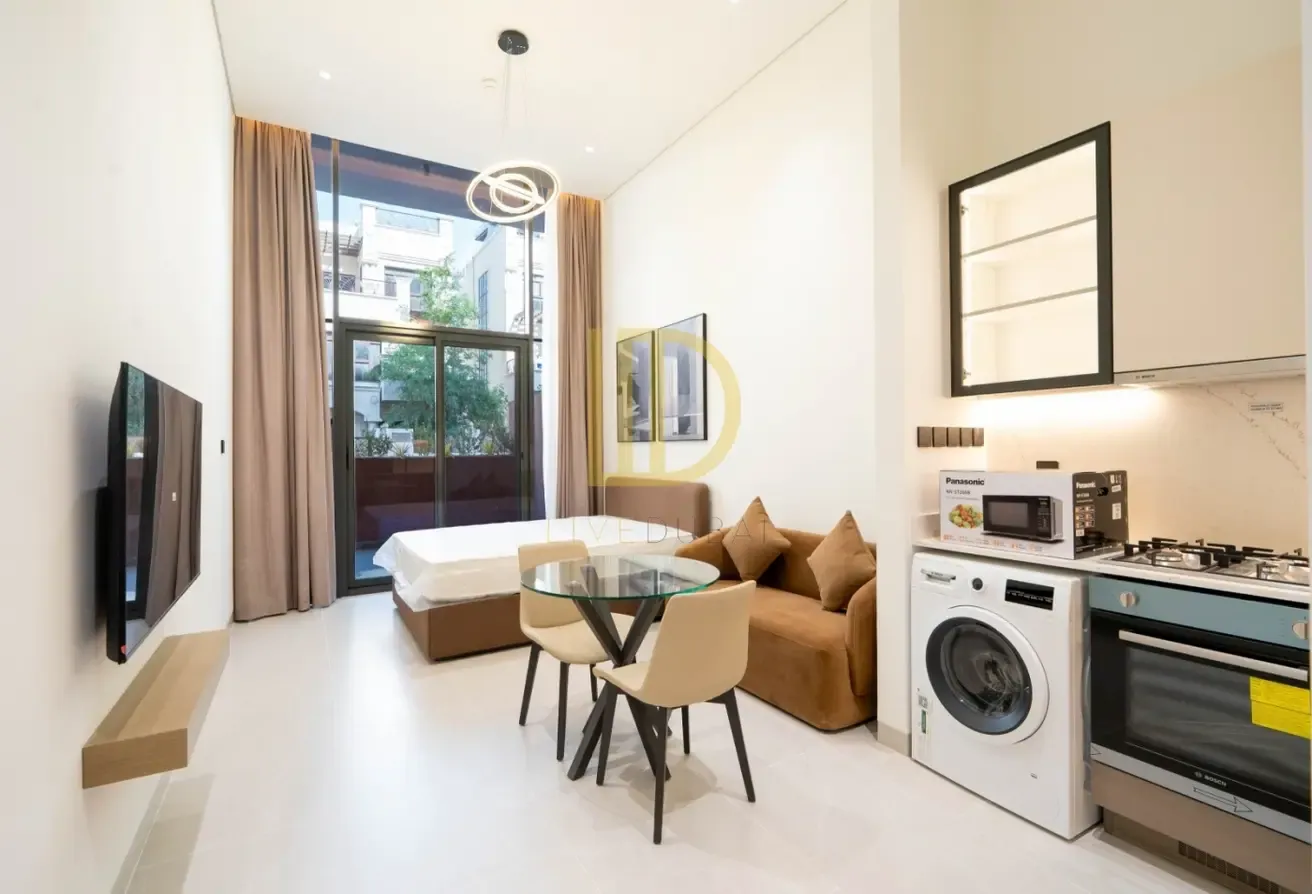 Ground Floor| BRAND NEW | 12 Cheques
