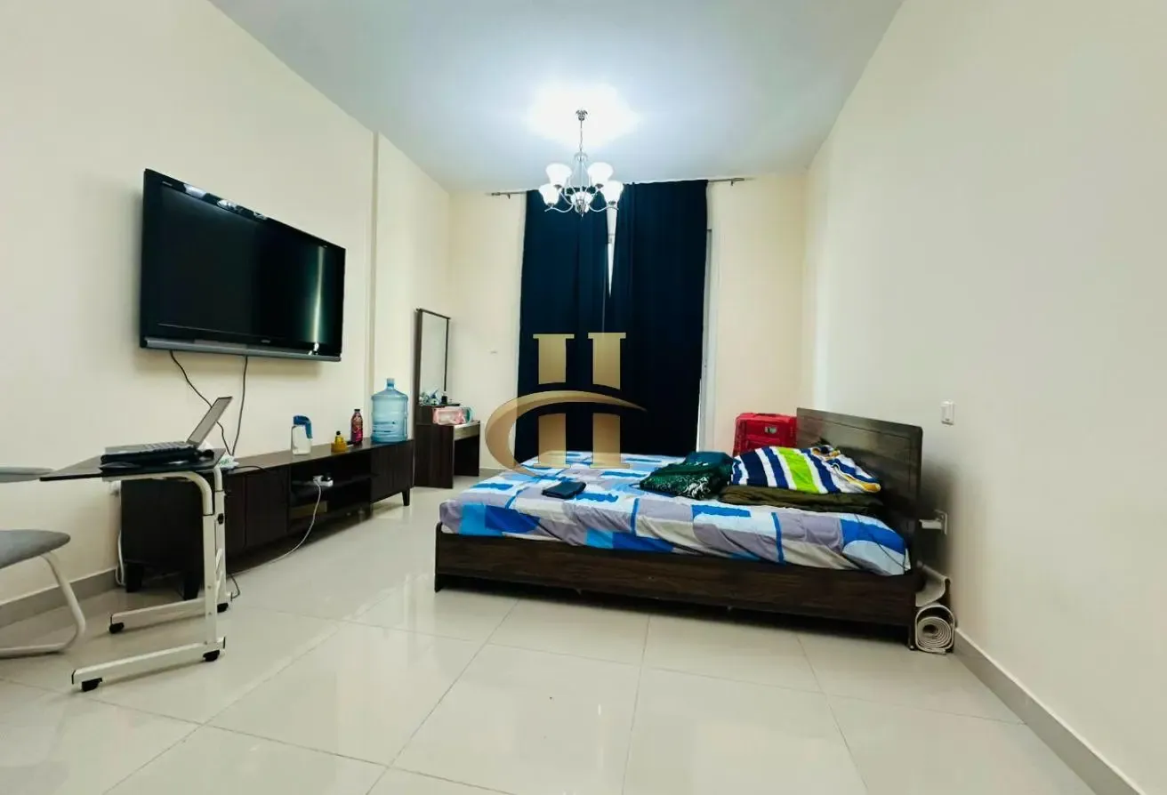Massive Pool view | Fully furnished | Vacant