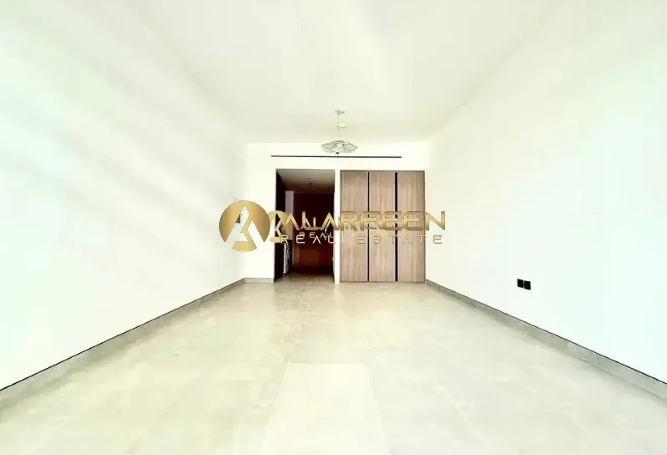 Brand New | Fitted Kitchen | Pool View