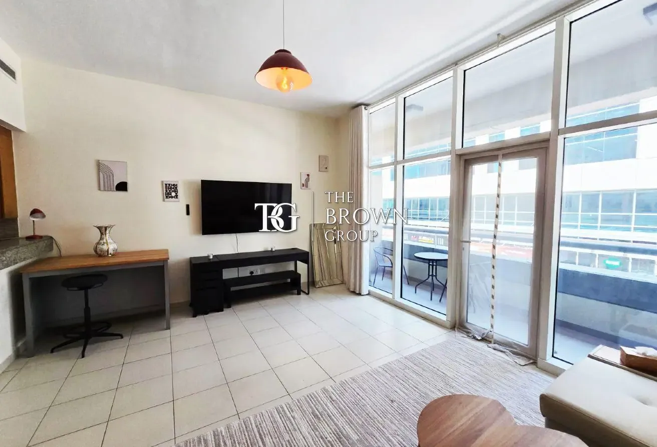 Fully Furnished Studio | Vacant | Business Bay