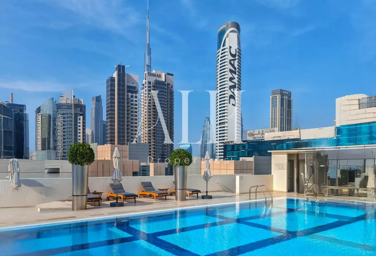 4 cheques | Near Downtown and Dubai Water Canal