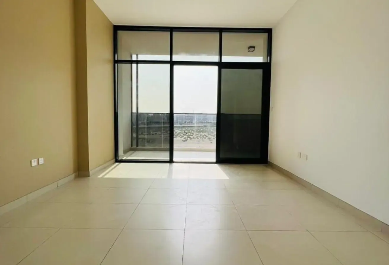 Comfortable Living | 1 Bedroom Apartment | Balcony