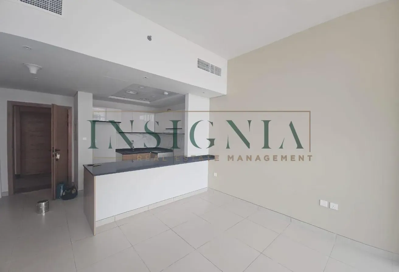 Ready To Move Modern Design Spacious Lay Out