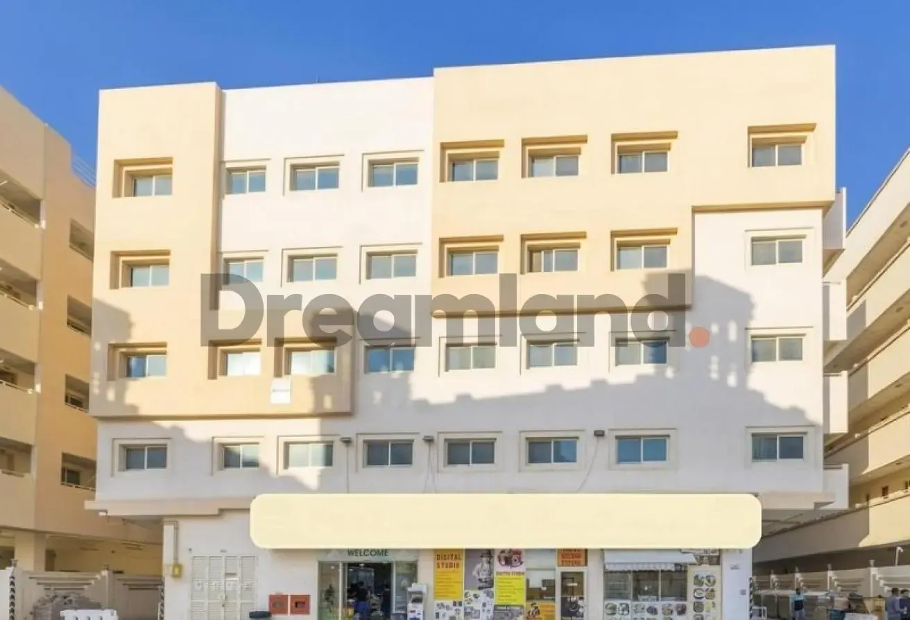 Lease Hold| Well Maintained | Great Location