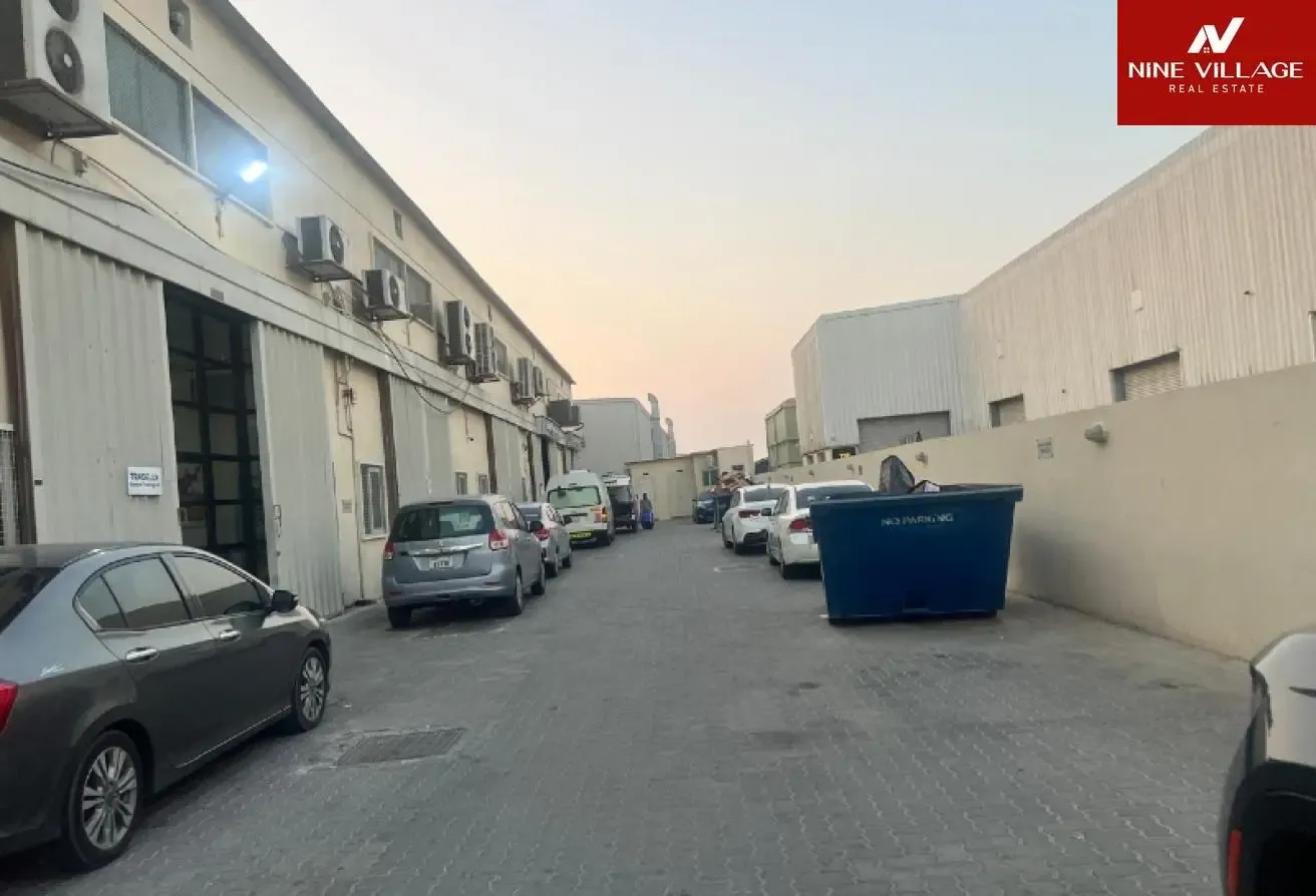 70,000 Sqft Warehouse Compound in Dubai Industrial City