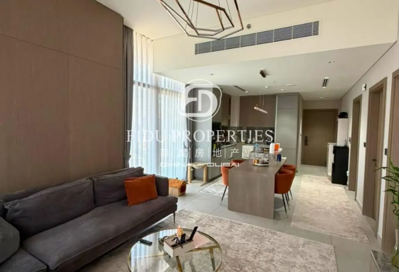 Furnished | Large Layout | Resale