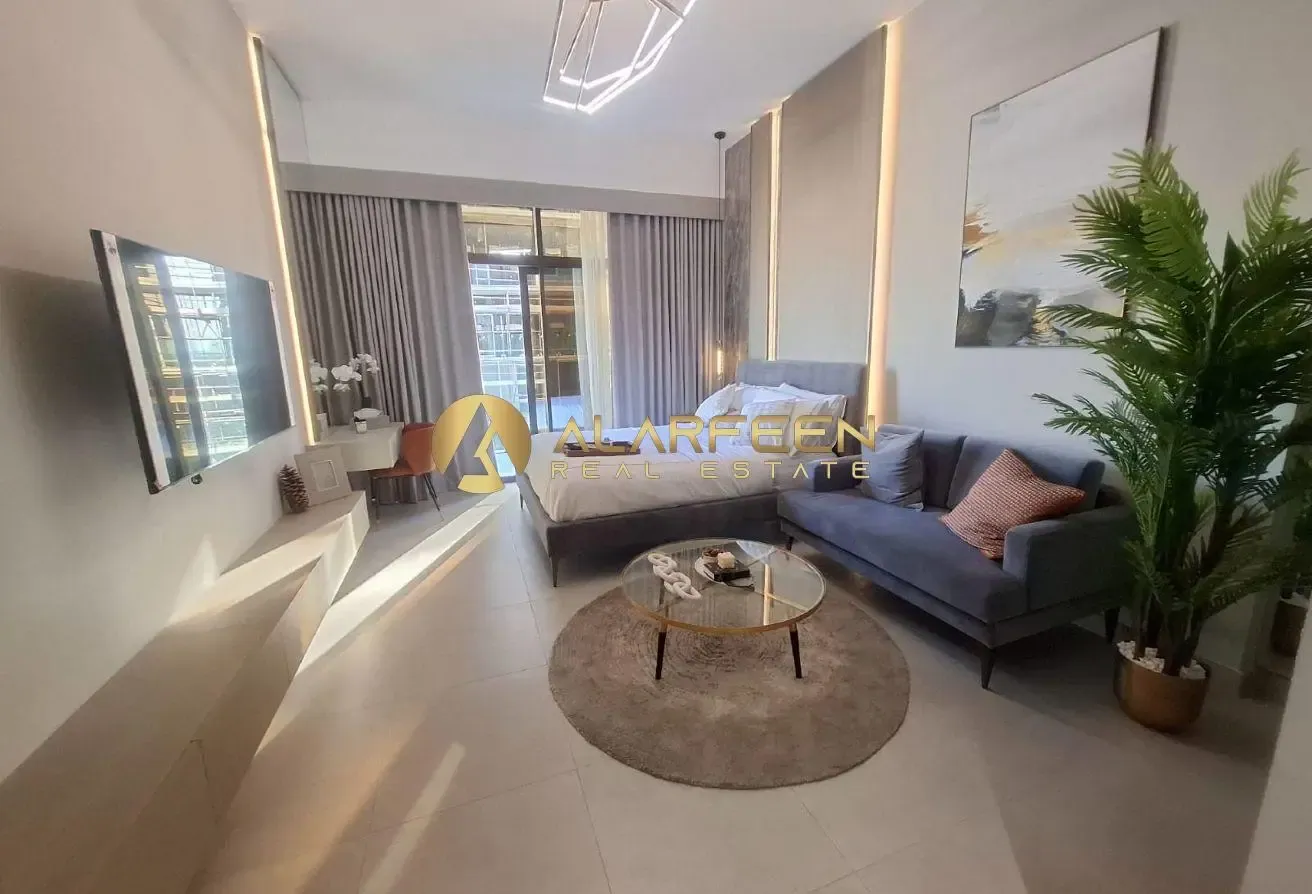 Studio Apartment | best ammenities | Road view