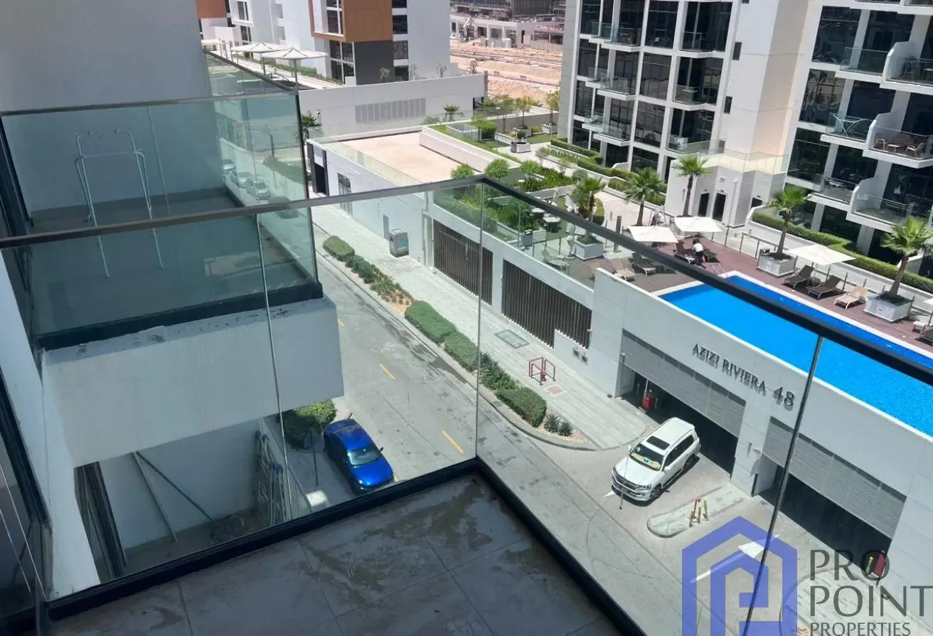 Studio Apartment in Azizi Riviera with pool