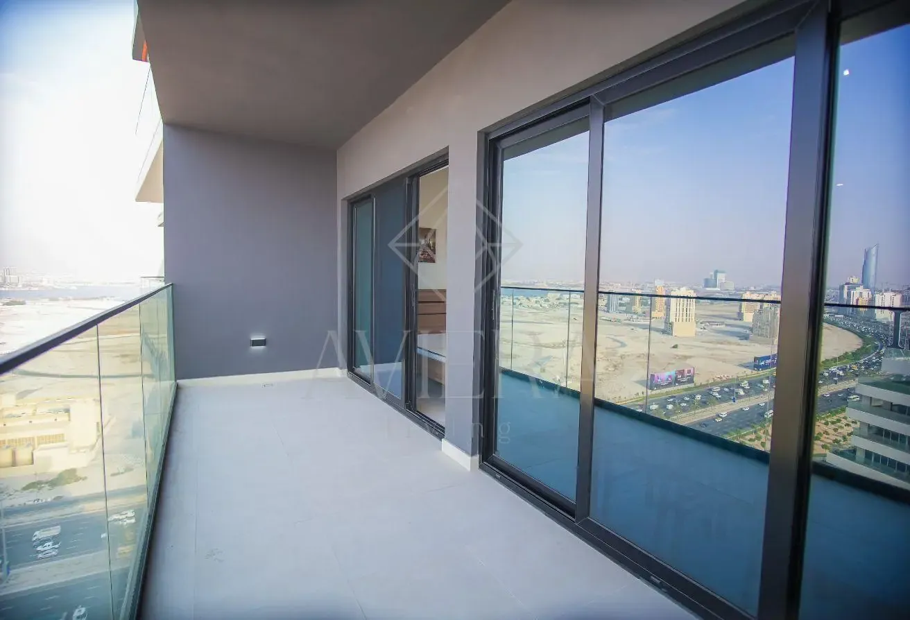 Modern 1BR | Spacious Layout | Balcony | Prime Loc