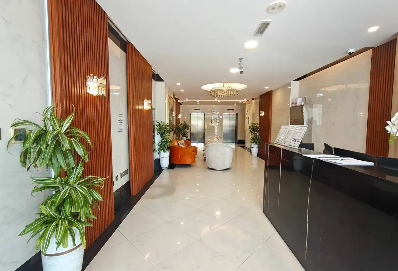 Large 1BR I Closed Kitchen | High ROI | DSO