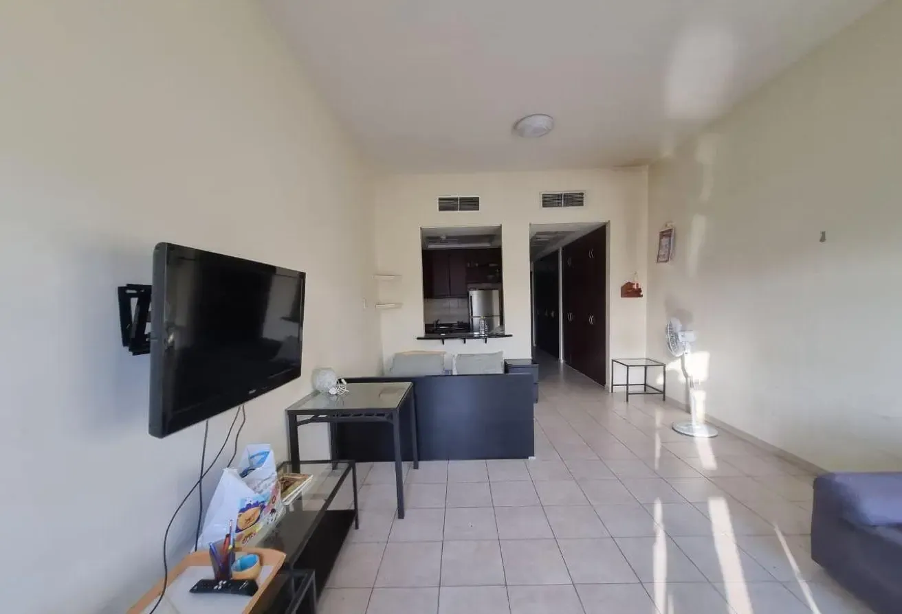 STUDIO FOR SELL BIG LAYOUT