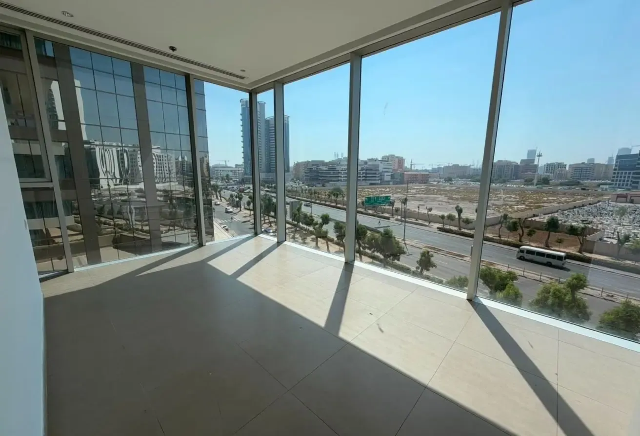 2 BR Apartment in Bur Dubai with Water View