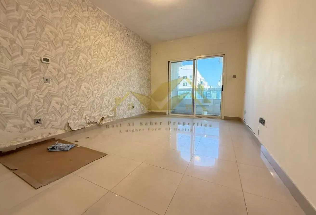 Charming 2 BR apartment in mankhool bur dubai