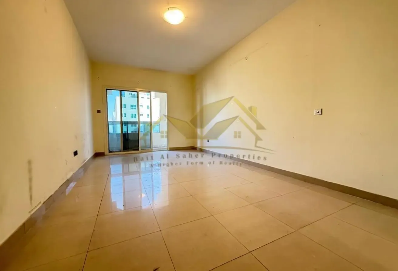 Spacious 2 BR Apartment in mankhool bur Dubai