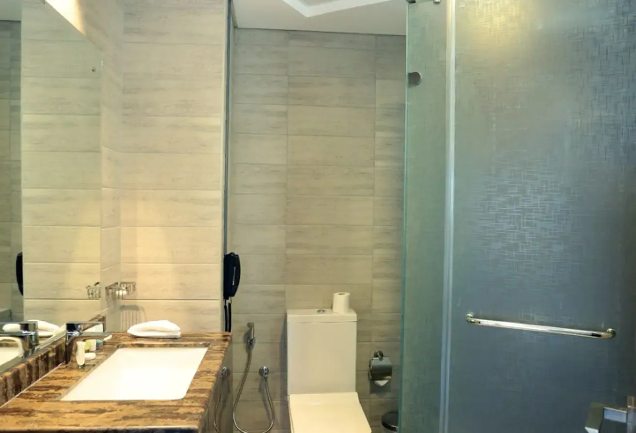 Fully Furnished 2 Bedrooms Apartment
