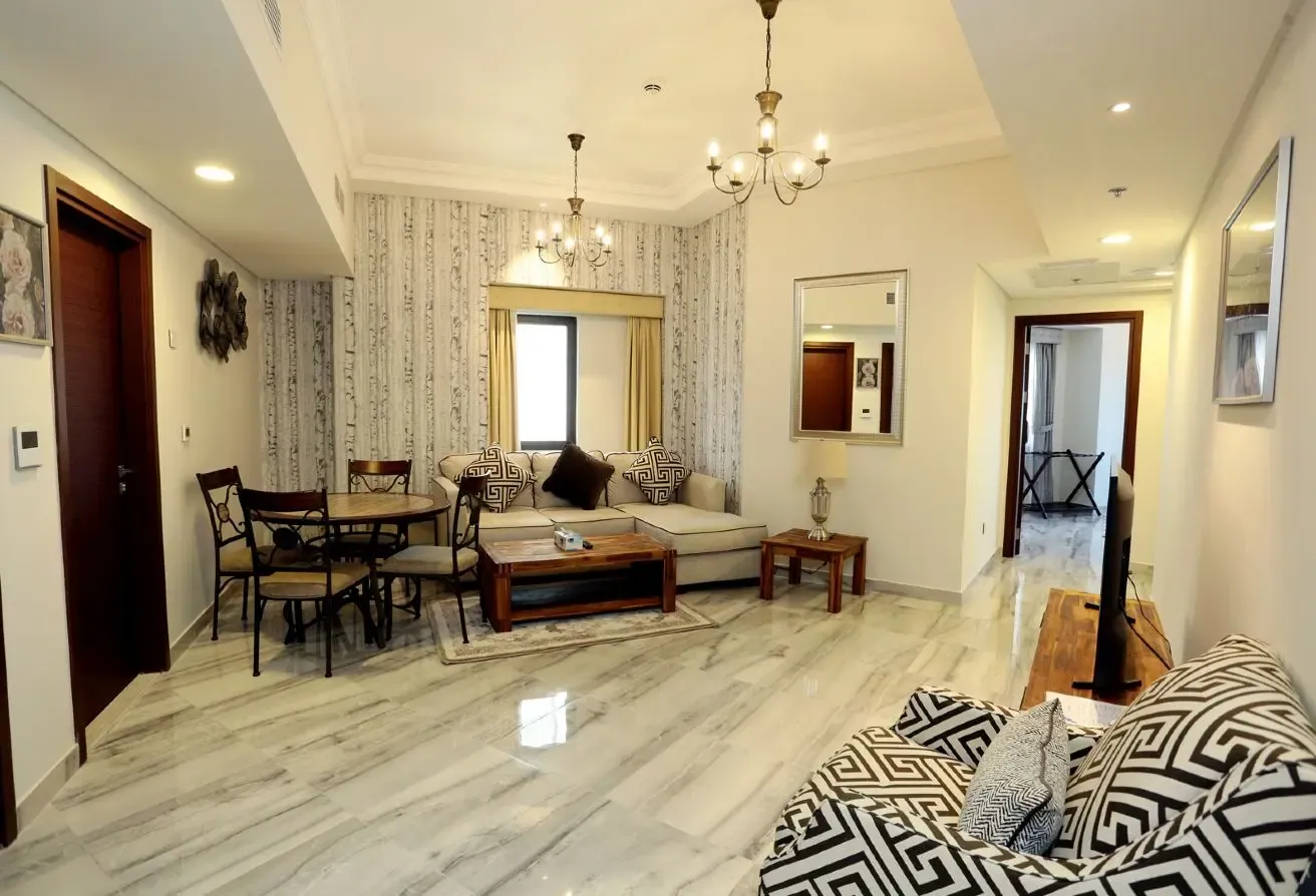 Fully Furnished 2 Bedrooms Apartment