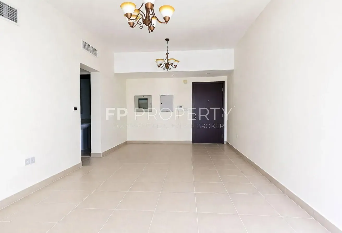 Golf course view | Chiller free | Mid floor