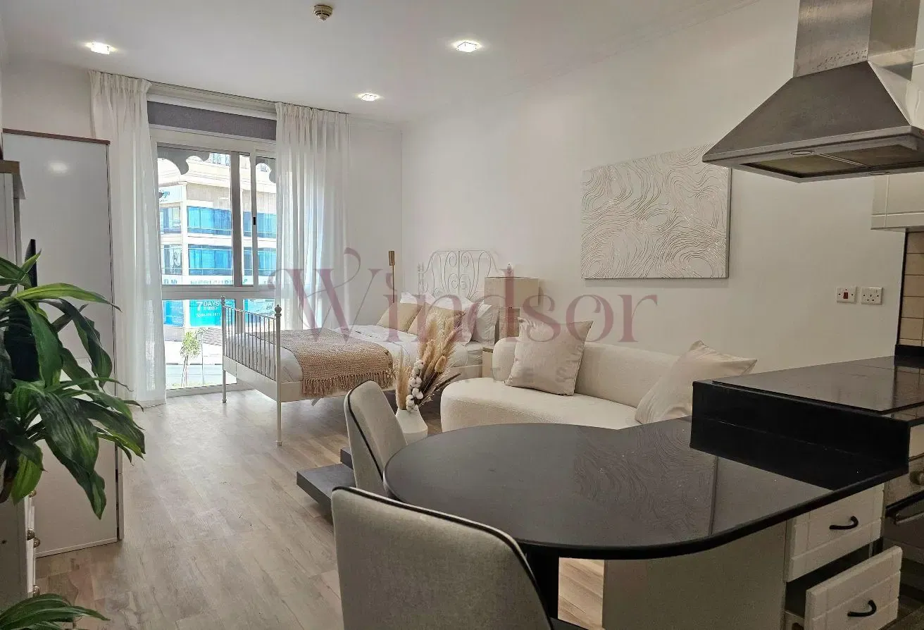 Modern Interior | Fully furnished | 12 Cheques