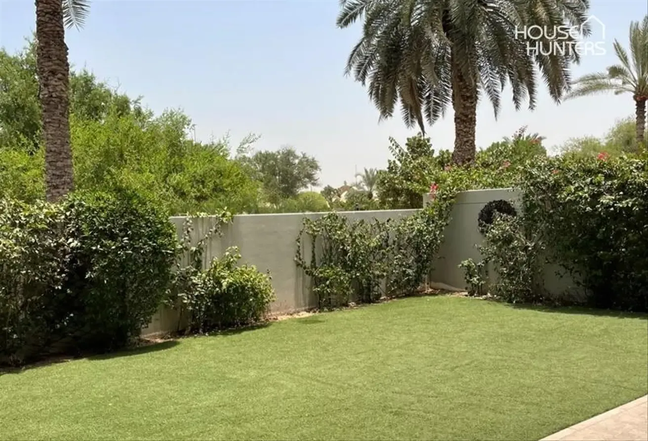 Well Maintained | Available Now | 2 bed + Study