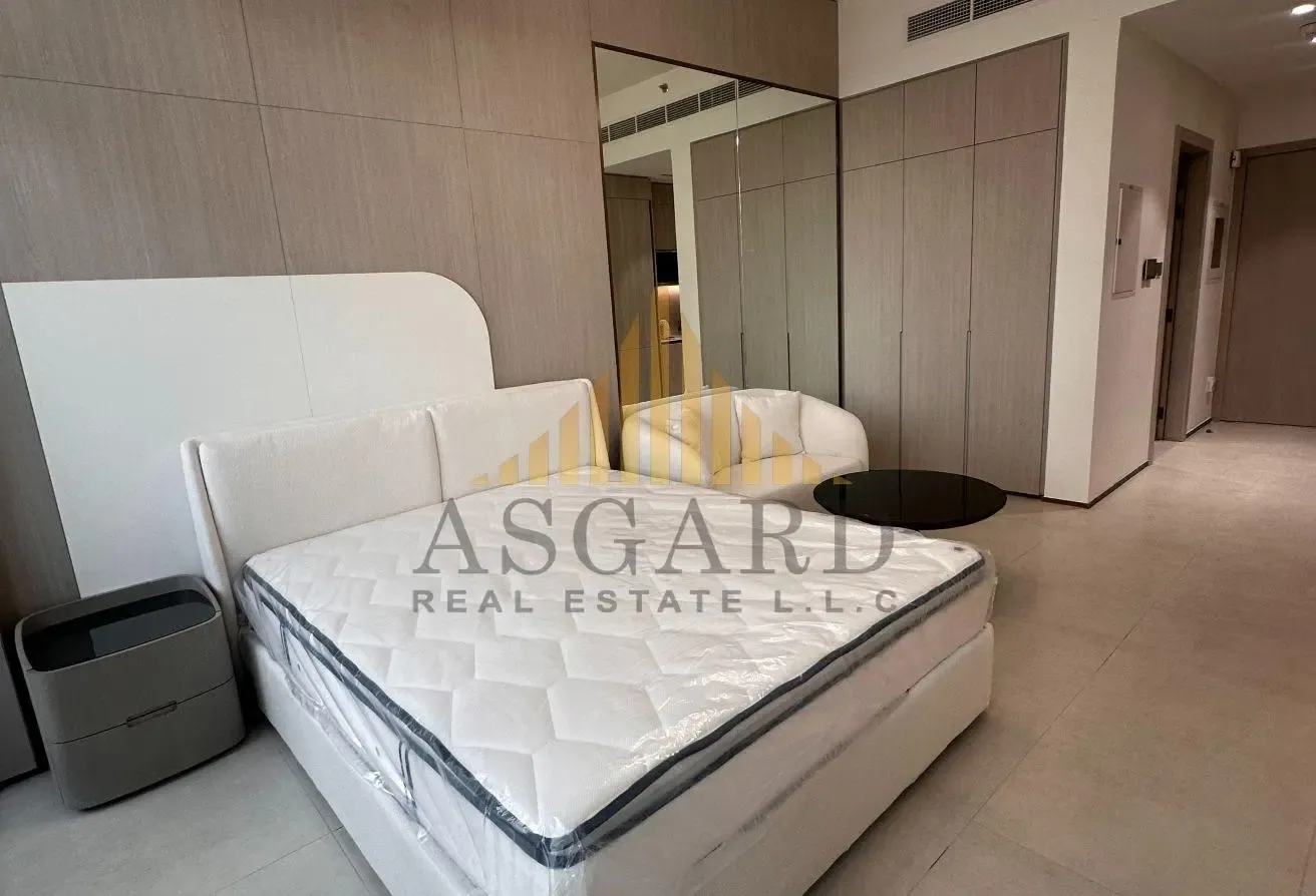 High Floor | No construction | Flexi Terms