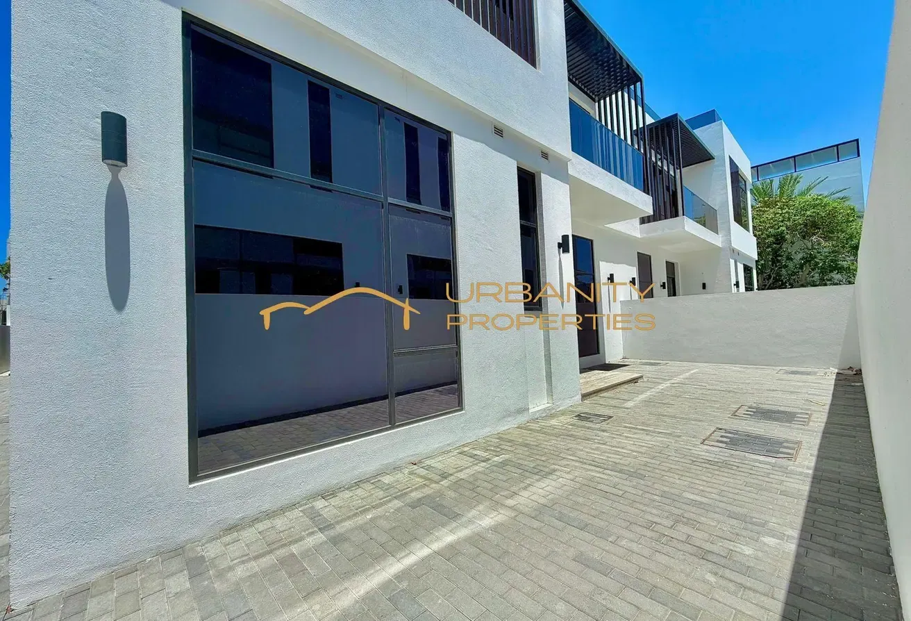 6BR Villa + Maid | Ready To Move In | Jumeirah