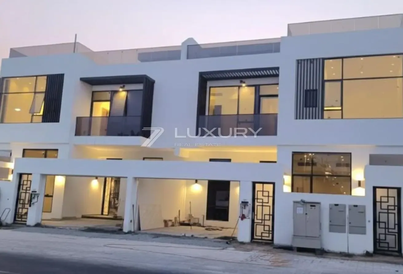 Brand-New | Elegant Family Living | Spacious