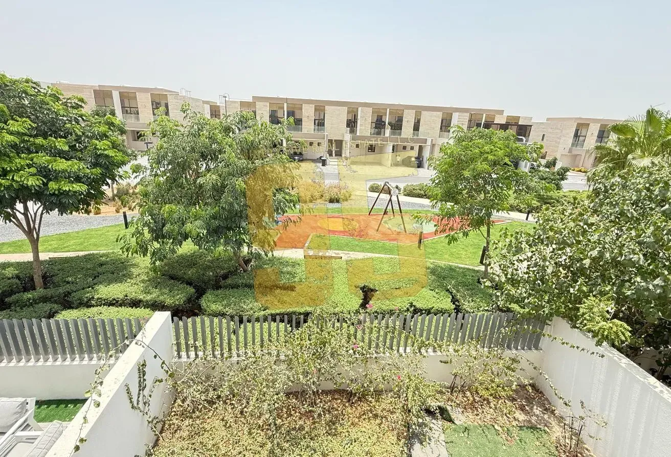 VACANT/ SINGLE ROAD/BEST PRICE /PARK VIEW