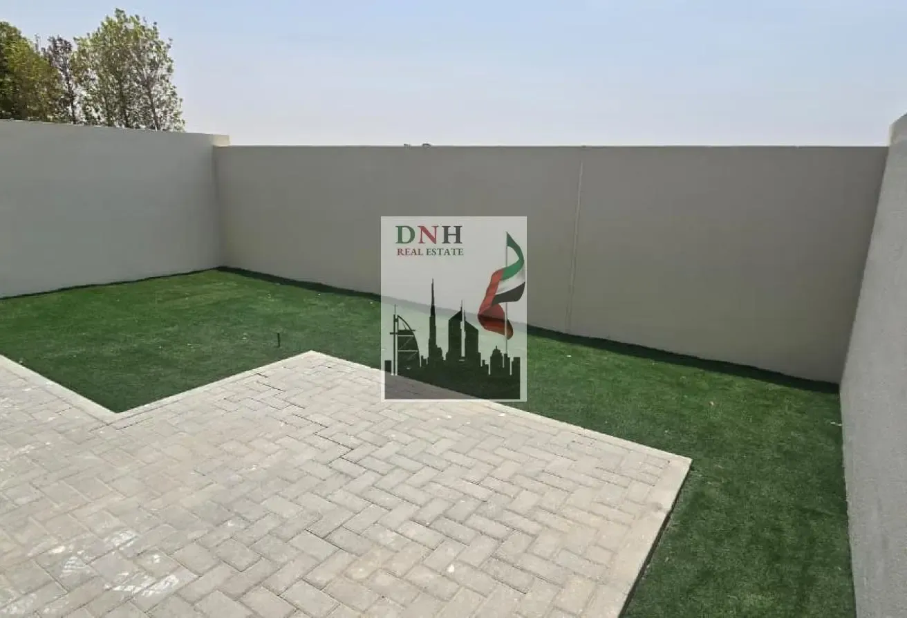 4 BR plus Maid I Vastu Unit I Premium Location