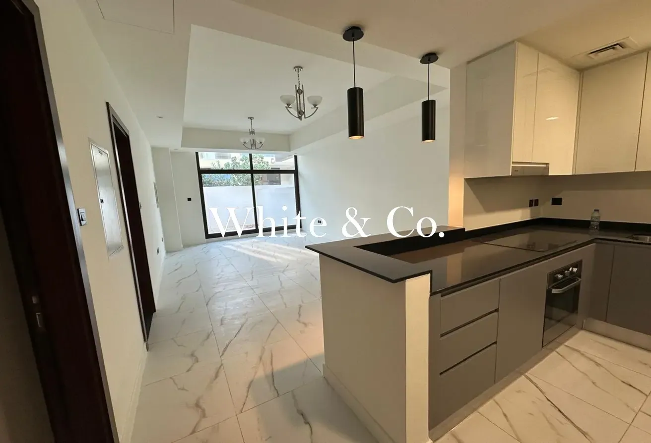 4 Bedroom + Maid's | Vacant now | Modern