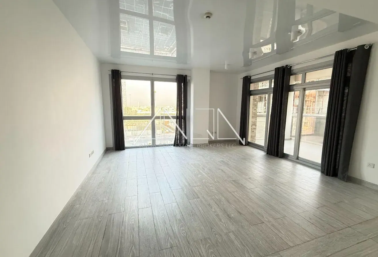 3BR Apartment | Big Living Room | Best Deal
