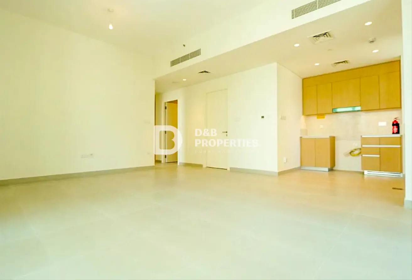 3 Bed Plus Maid | Beach Access | Bright Spacious