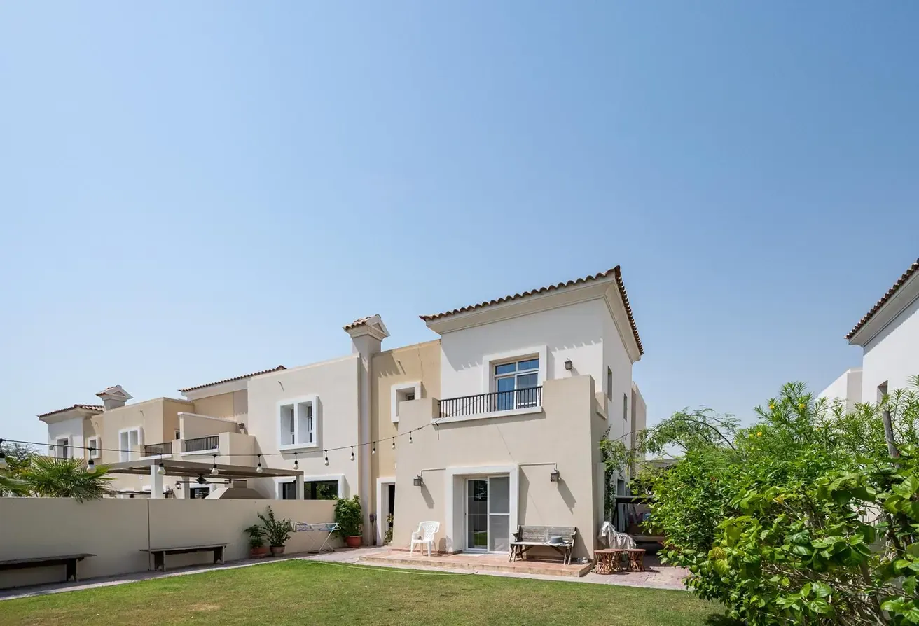 Single Row | Near Amenities And Golf Clubhouse