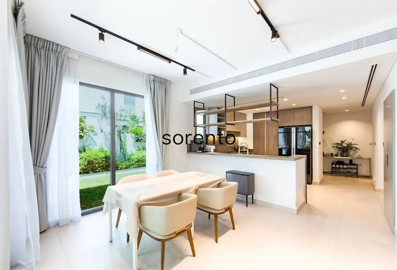 Fully Upgraded |5 Bed | Extended Space | Exclusive