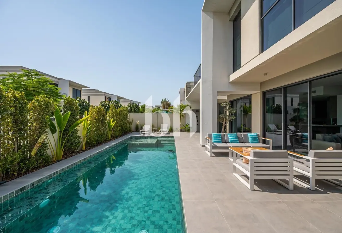 Luxury | Optional Furnishing | Private Pool