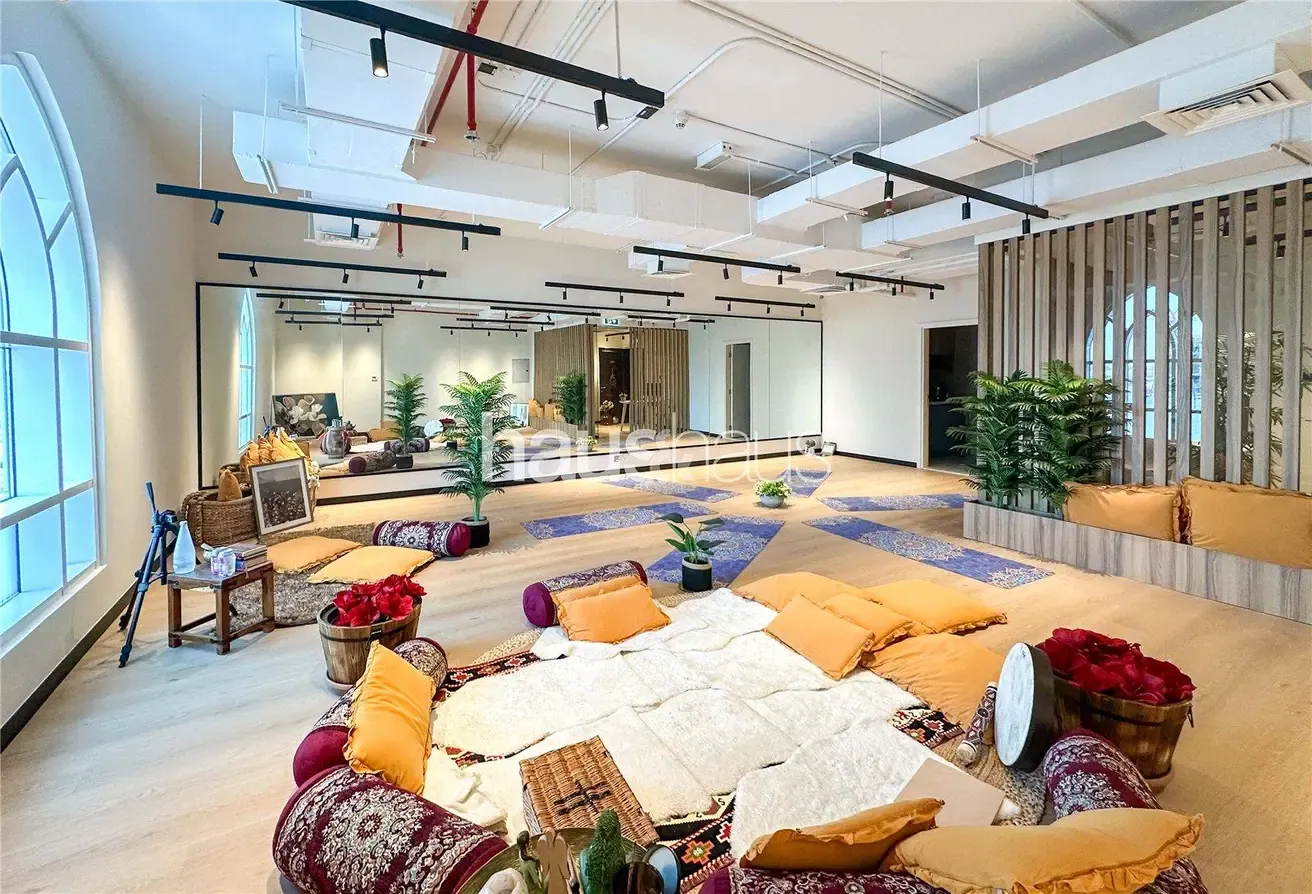 Premium Fitout | Open Layout | Vacant On Transfer