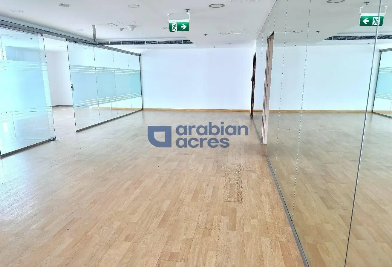 Well maintained | Premium Office | JLT